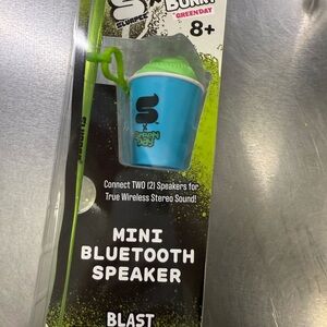 Green Day Mini Bluetooth Speaker